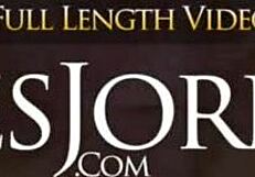 इस सीन में बस्टी रेडहेड लुमी रे मोटा लंड लेती लुमी ब्लोजॉब