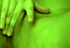 hey there, wanna see teen lesley bathing and fingering herself in the bath?