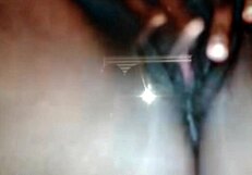 i'm showing off my mature ebony body for the camera