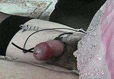 Intense Hands-Free Cumshot with Estim