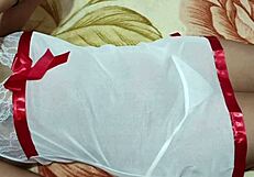 Is This Indian Girlfriend's Pussy Too Tempting?