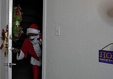 Latina rides monster cock after Christmas blowjob! 😏