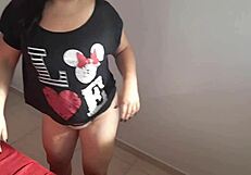 sentando com vontade no pau grande, gostosa!!