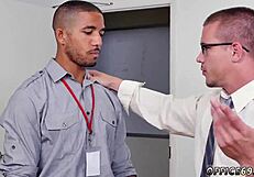 Intriguing Straight Guys Peeing Outside in Wild Videos