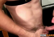 ये गे स्टड गांड चाटने का इतना शौकीन क्यों है?