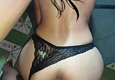 fudendo ela enquanto o marido tá no trampo