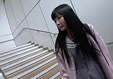 Japanese amateur girl gets her asshole spread and fucked