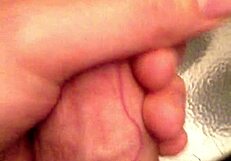 Want to see a nice cumshot?