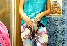 Just peed in my training leggings while touching myself in the shower!