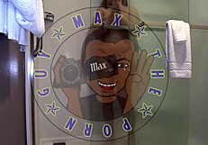 pips3e3 sydney commands me to blow a huge load in her mouth in the stairwell