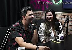 Bella Mantovani gives oral to harden the cock and shows her beautiful breasts with O Fera