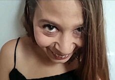 हॉट ब्लोंड लैटिना जोड़ी घरेलू टीन चुदाई में जोरदार धमाका