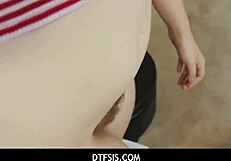 Teen 18+ Blonde Niki Snow Is A Bad Stepsis Giving Blowjob!