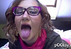 Giant Vagina Twerk In Red Panties