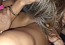 I-I had a ttenzinho with a blonde, brunette, and a hot guy