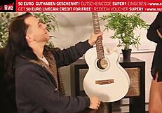 I watched Foxyrox get fucked behind the scenes