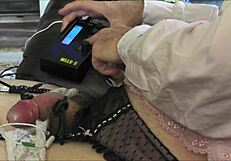 Hands-free cumming with estim