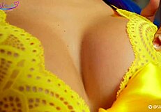 Watch Sia Siberia Oil Up And Stroke For You!