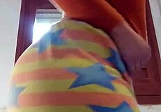 I love watchin this homemade striptease where she undress and rips clothes