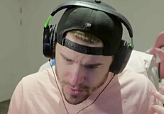 Teen peeks in bathroom for uncensored hentai game