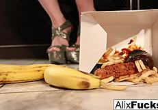 Alix lynx seduces the hotel delivery girl jenna j ross?