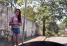 Bati Punheta Pra Gostosinha No Ponto De Ônibus Que Acabou Sedento