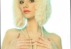 I am ariel from modelz beauty, looking stunning in my photoshoot with some unintentional errors in my speech