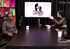 Alice Vasconcelos teases with exciting blowjob