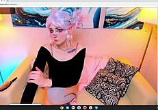 Cosplay Hentai Pet Wants to Play with You