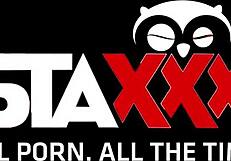 हॉट ब्रूनेट बेब चूत और गांड में बड़े लंड का मजा ले रही ब्लोजॉब संग