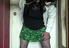 sissy crossdresser why should i be swallowing my own pee when i could be swallowing yours instead homemade bisexual swallow cock amateurs