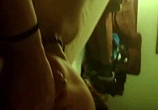 इंटररेशियल बीबीडब्ल्यू को ब्लैक लंड का माल मुंह में पिलाना पसंद