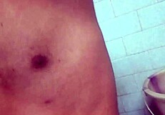 Indian Gay Bottom Takes Golden Shower