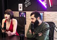 Lady Snow Fala Das Cenas De Fetiches Onde Manda O Cara Meter A Língua No Cu Dela - Lady Snow E Lord Kenobi