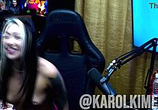 Karol gets wet from kiss