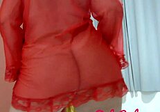 gostosa showing off her big ass and cum in provocative cuckold scene.