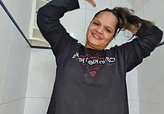 Latina Paty Bumbum shows off hairy big ass for comments