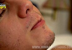 भतीजे को हार्ड हस्तमैथुन करते हुए पकड़ा गया!