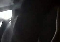 en la recamara de mi cuñada mientras su marido se va de viaje