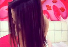 i found my classmate squirting on her webcam