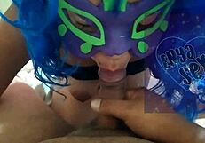 i give mornin blowjob to the neighbr