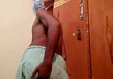 Handsome Pakistani Boy Masturbates in Punjabi Girl's Clothes