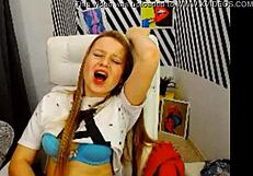 Alicebush Engages In Detailed Self-Masturbation Session