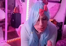 Giggling cumslut deepthroats monster cock