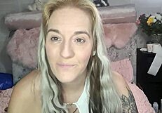 Feeling so horny now