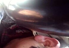 Me sube a su carro y lo hago venir con garganta profunda