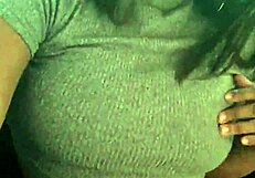 i love those perfect tits bouncing in the car