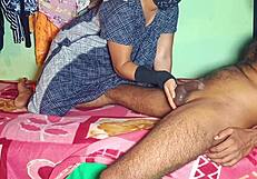 मेरा मोटा लंड देख दीदी चूसने लगी और गांड पेलवाने से रुकी नहीं! 😍