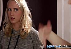 I watch lesbain babes squirt after orral