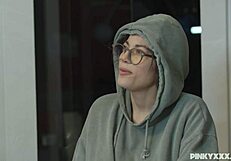 अरे वाह, एम्बर अलेना उस विशाल काले लंड को प्रो की तरह संभाल रही है! 😍